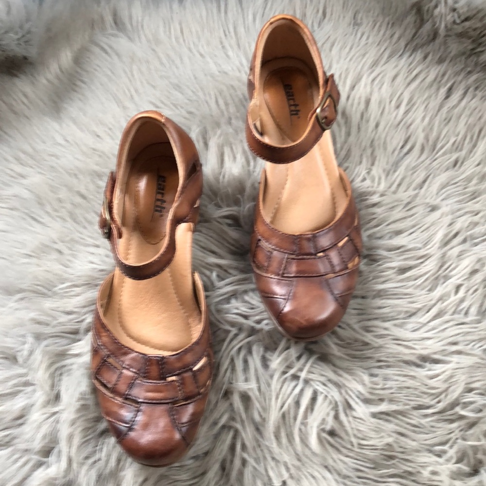Earth Lynx Sandals